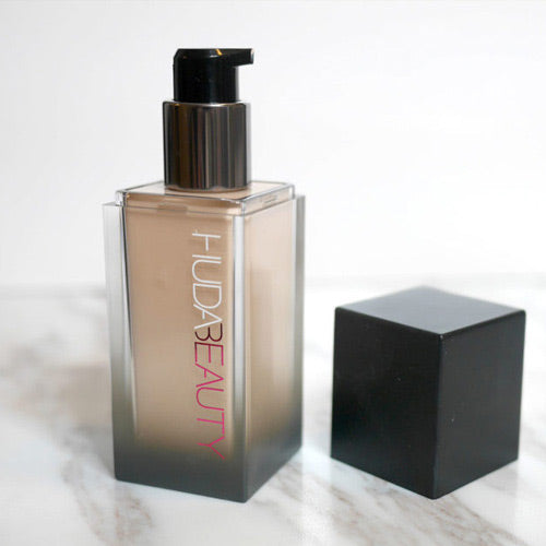 HUDA-BEAUTY-NUDE-EYESHADOW-PALETTE-REVOLUTION-SOPHX-HIGHLIGHTER-PALETTE-HUDA-BEAUTY-FOUNDATION