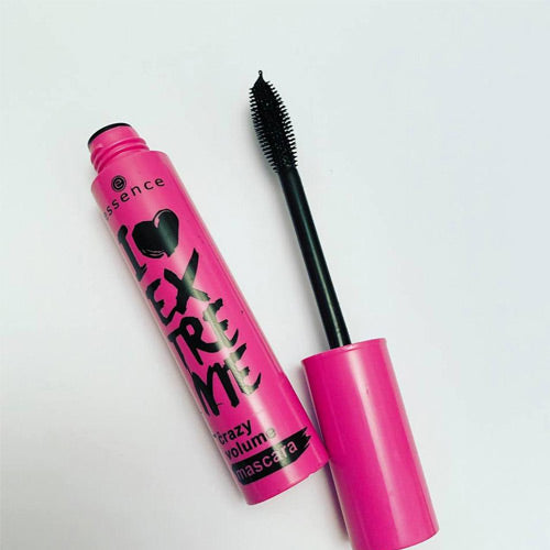 ANASTASIA-HUDA-MASCARA-NAIL-POLISH