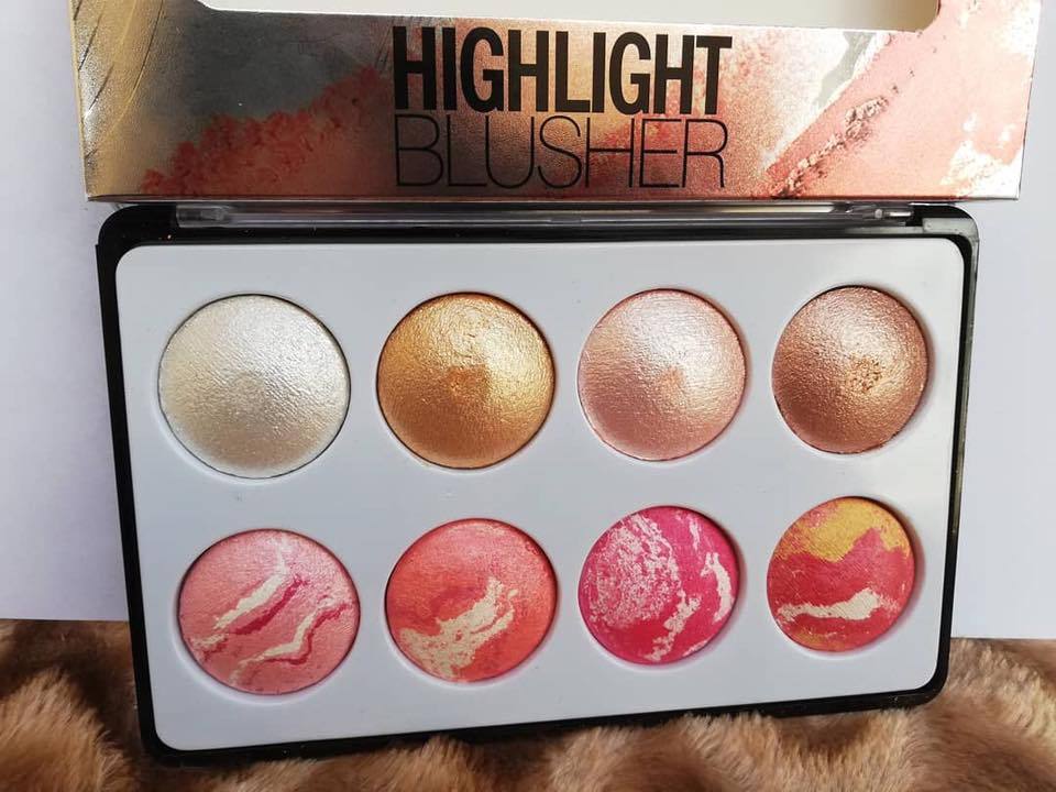 HIGHLIGHT BLUSHER