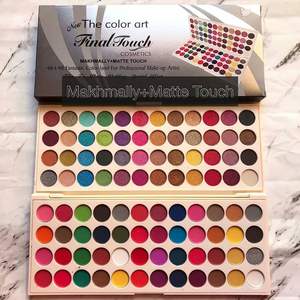 MAKHMALY MATTE EYESHADOW PALETTE