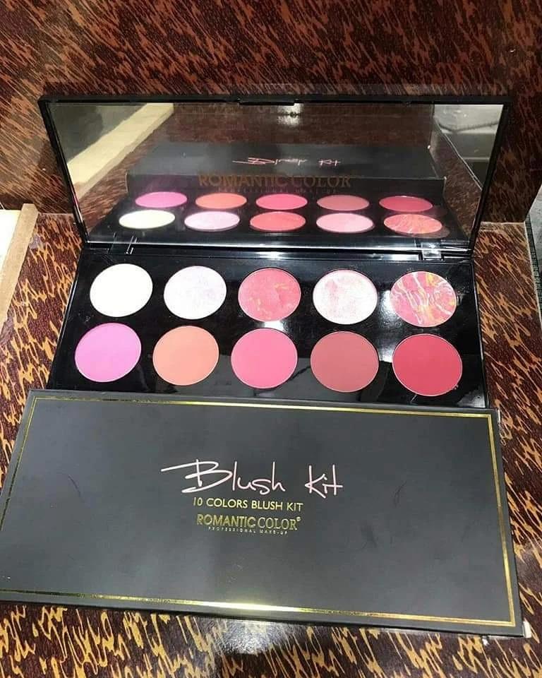 ROMANTIC 10 COLOR BLUSHER KIT