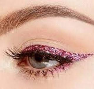 GLITTER EYEPENCILS SET !