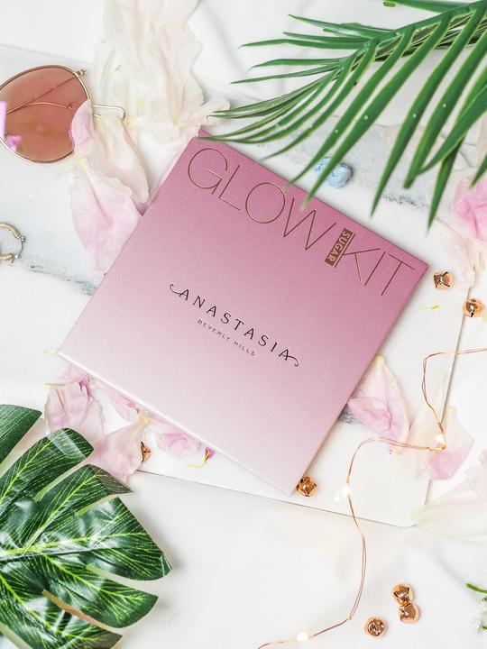 ANASTASIA BEVERLY HILLS SUGAR GLOW KIT